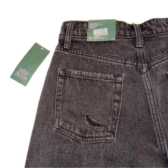 Wild Fable Women’s High-Rise Bermuda Black Wash Distressed Raw Hem Shorts - Picture 10 of 16